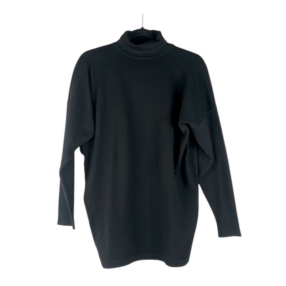 Vintage 100% Wool Black Long Sleeve Classic Minimalist Turtleneck Sweater Medium